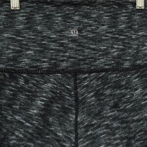 Women's Lululemon Blue Black Athletic Pants Leggings Size 6